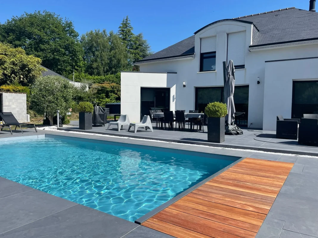Rénovation construction entretien dépannage piscine Julien Toulliou